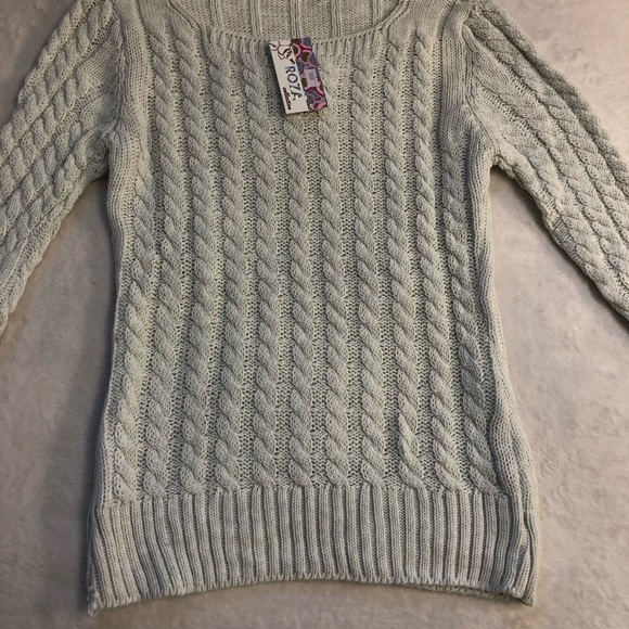 Stylish Off white long sleeved round neck Red Roza Brand Turkish womens sweater - Picture 4 of 9